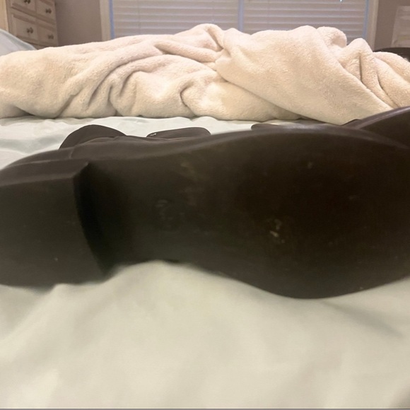 MK black knee high boots. Great condition. Size 8. - Picture 4 of 4